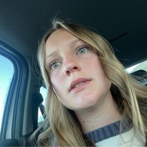 Meet your Posher, Macie